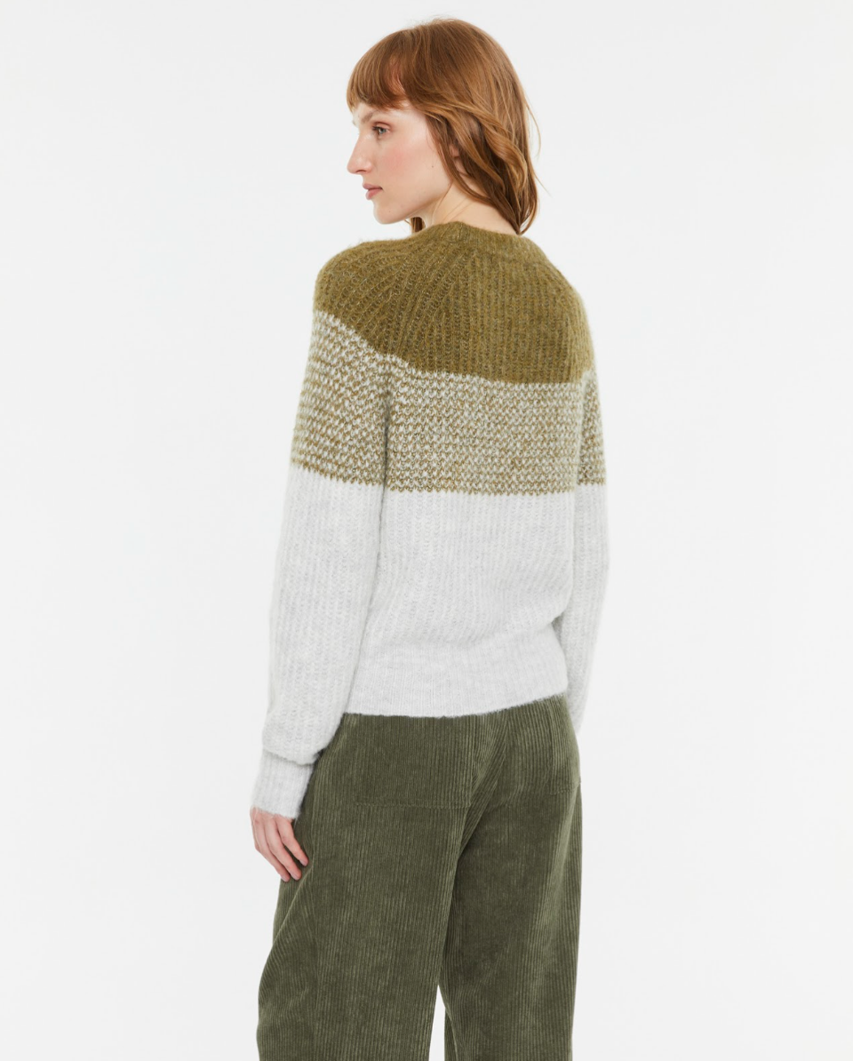 Back view of the Andam colour block knit jumper in khaki and cream with a relaxed fit.