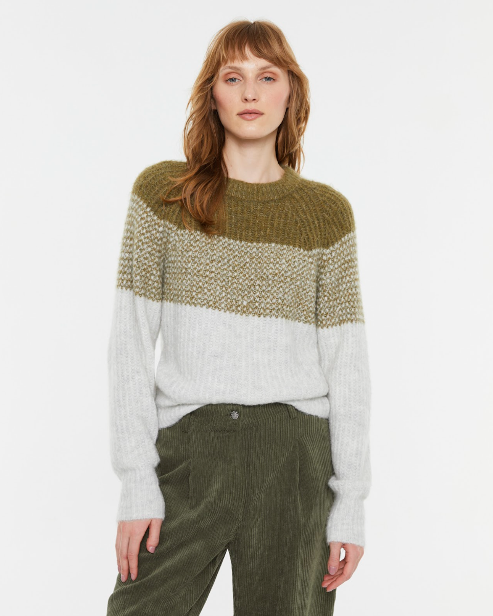 Close-up front view of the Andam colour block knit jumper in khaki and cream showcasing the textured knit.