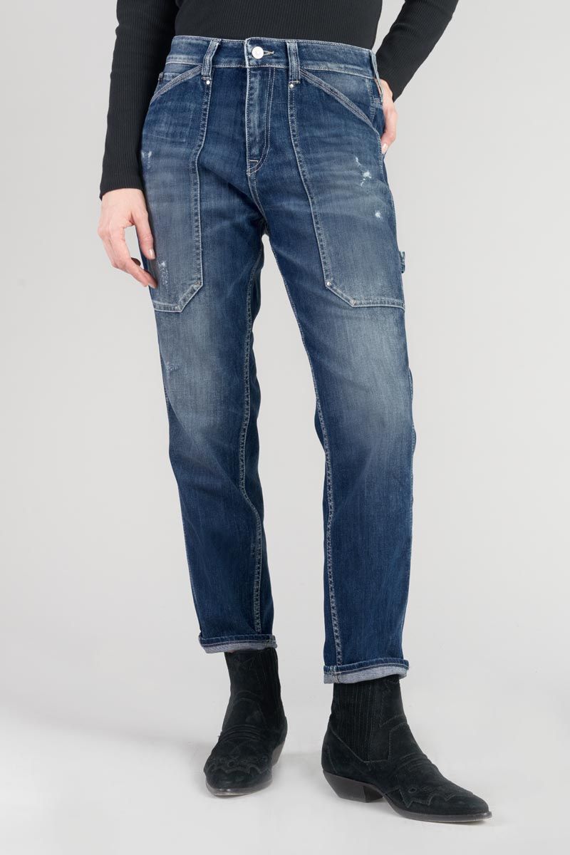 Angled front view of Le Temps des Cerises Girlfriend Union jeans in blue showing relaxed fit and utility pockets