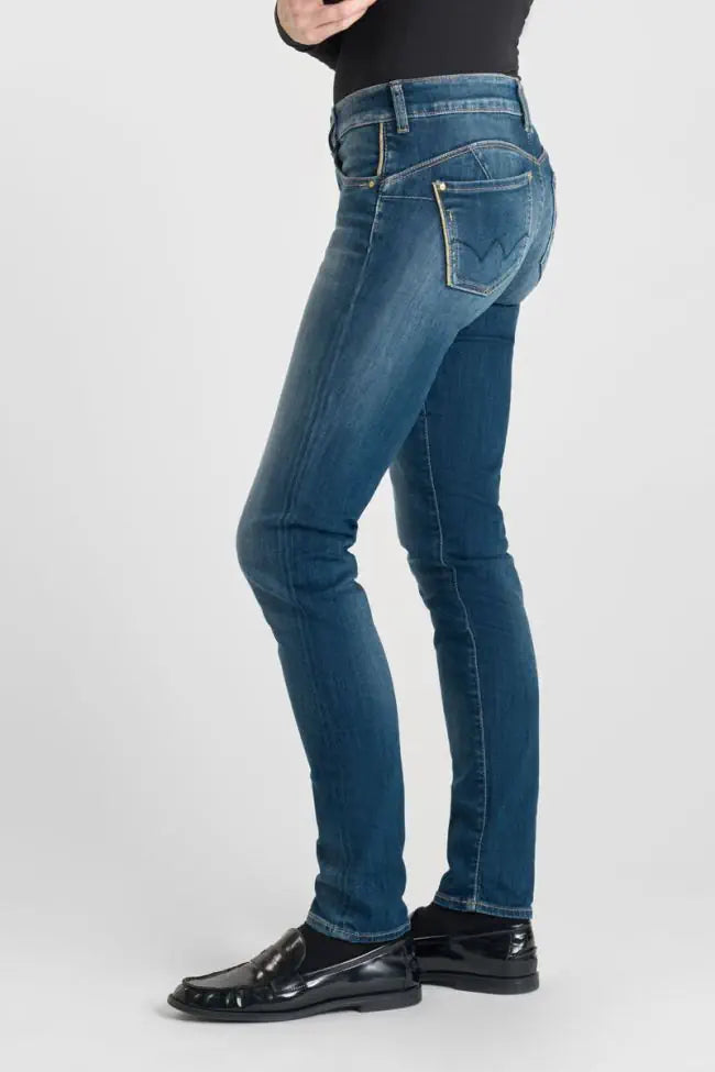 Left side view of the Le Temps des Cerises Pulp Slim Gaba Jeans in Blue N°3.