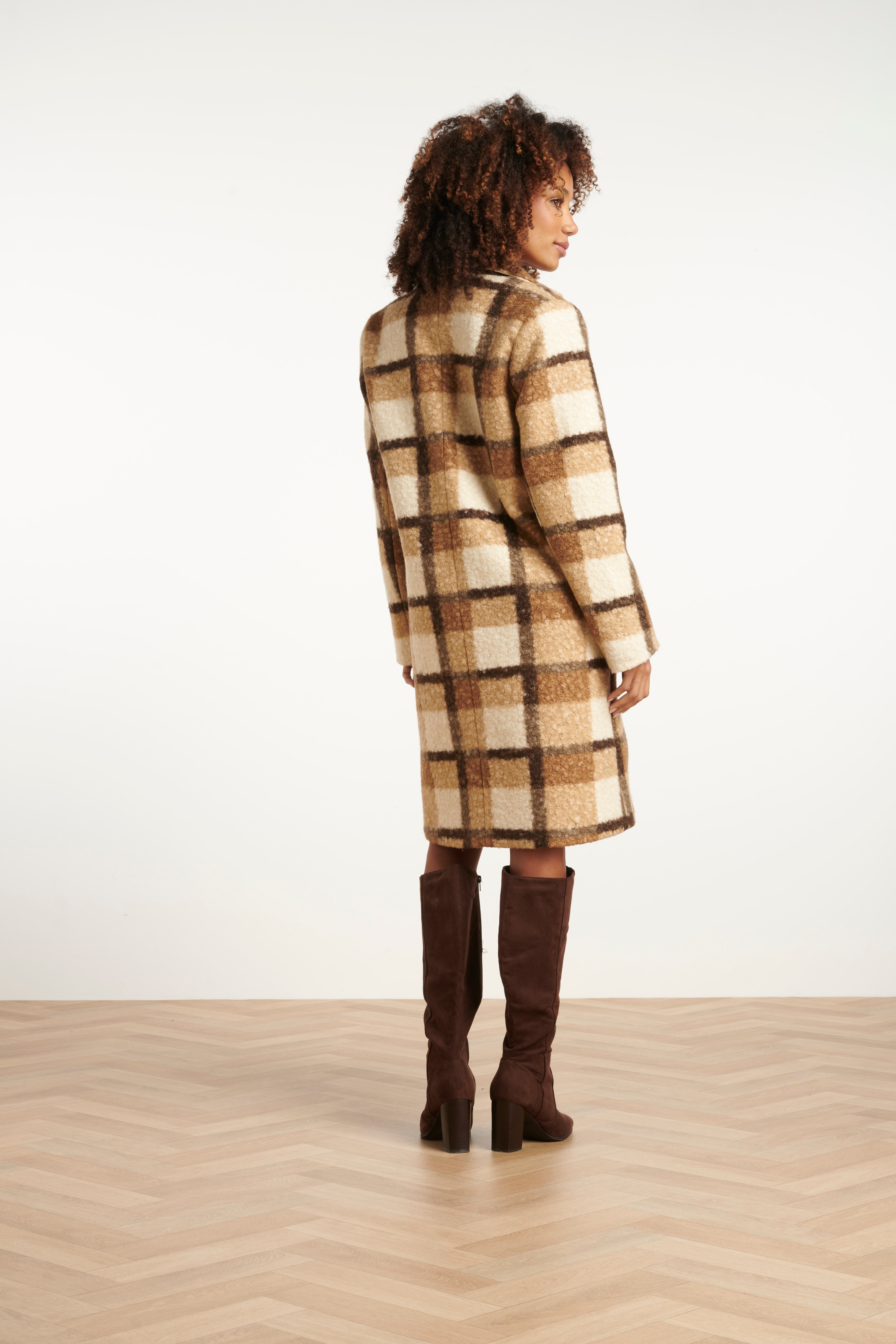 Smashed Lemon | Coat in Camel & Off White