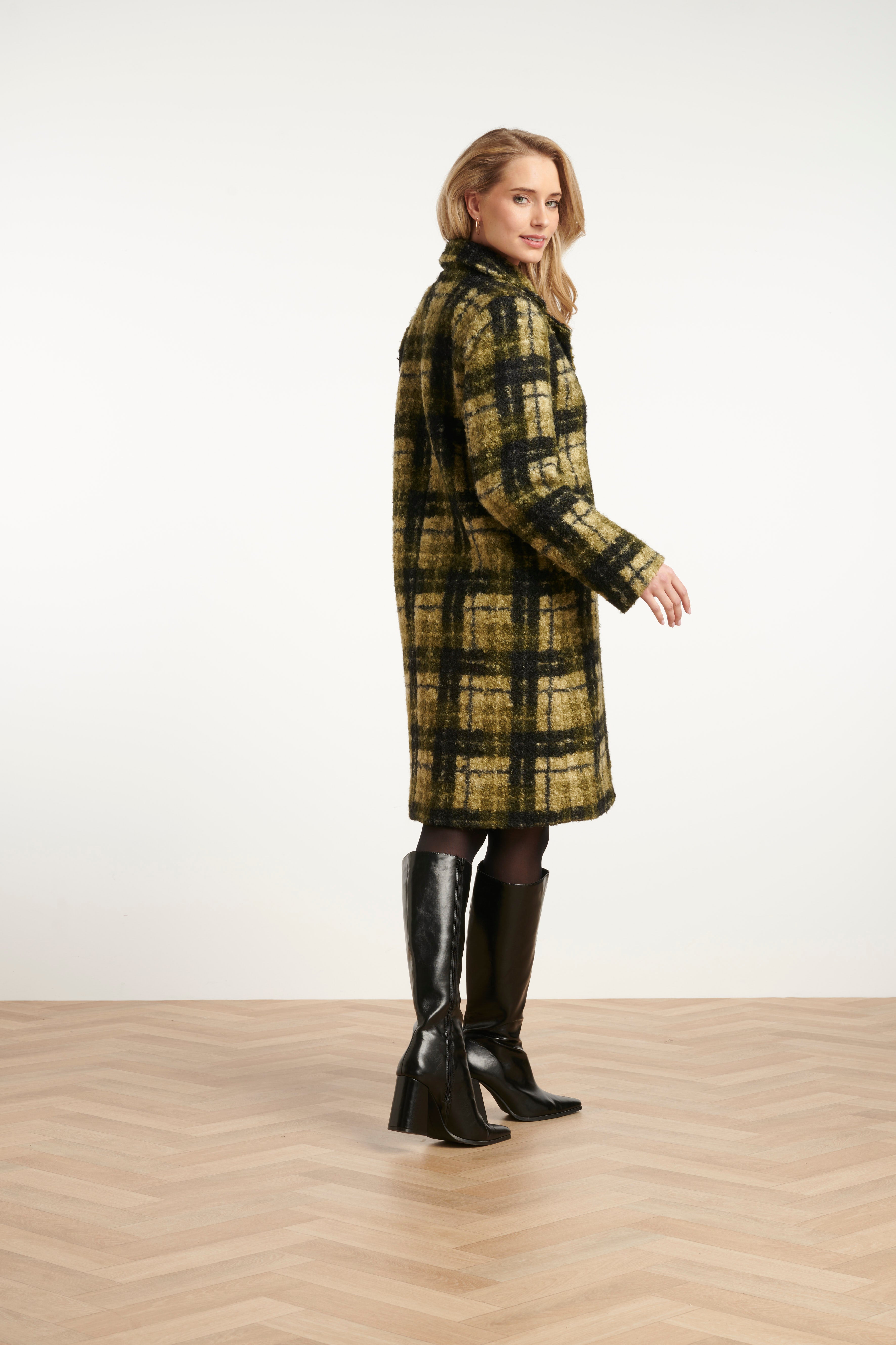 Smashed Lemon | Textured Coat in Army Light Green