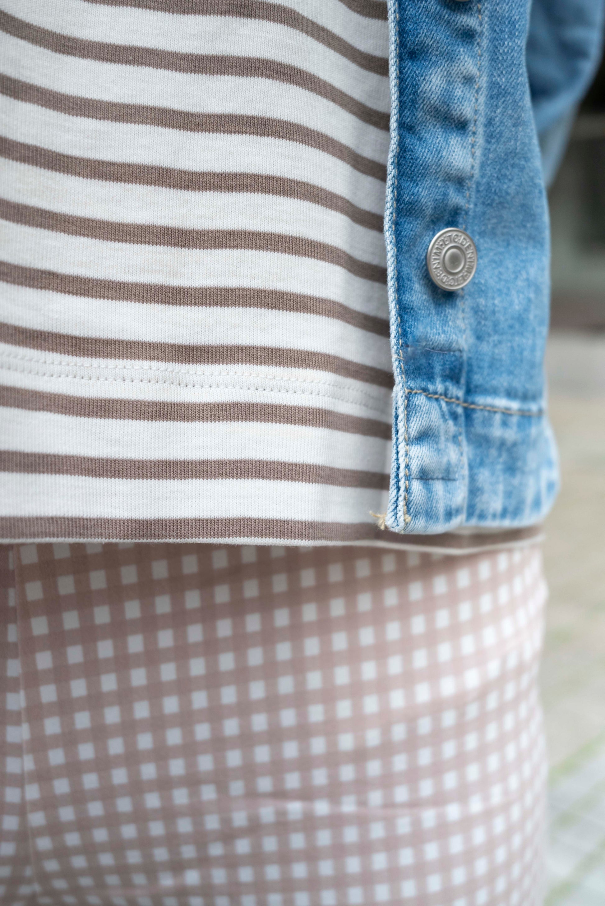 Yarra Trail | Banda Tee in Ecru/Mocha