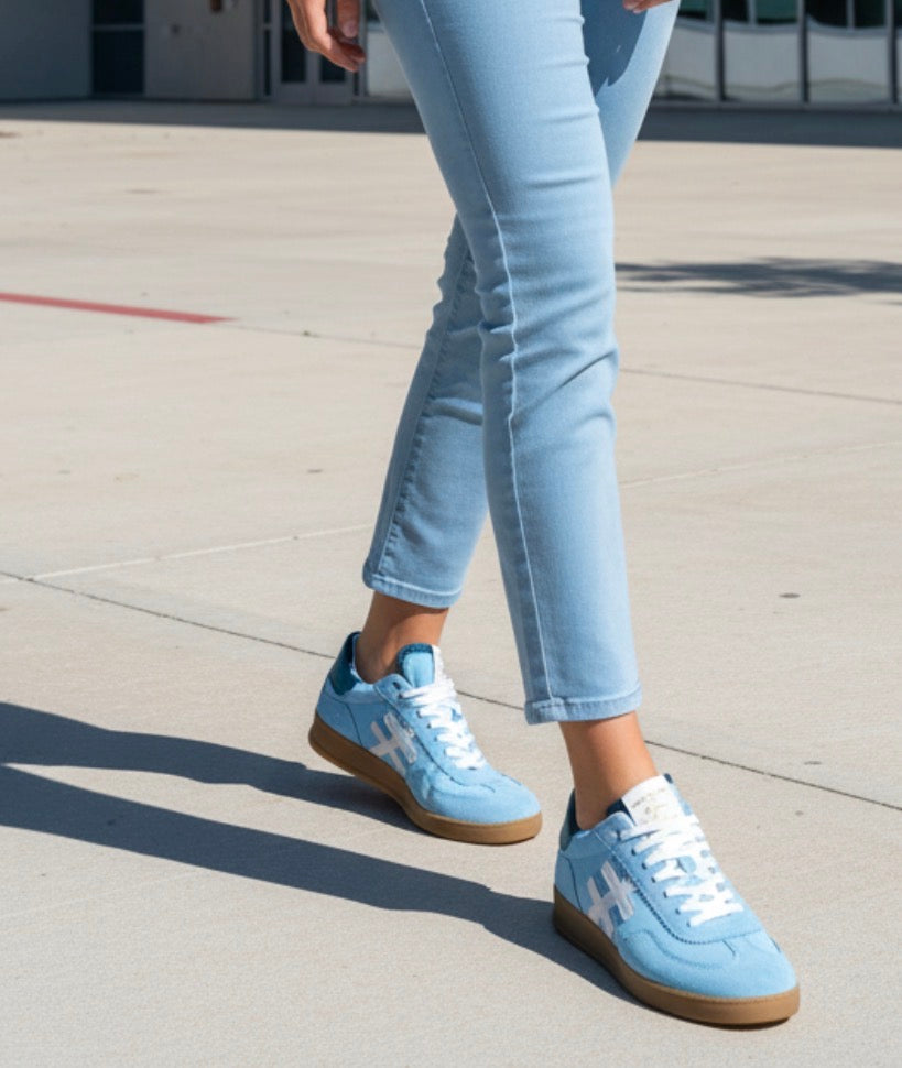 Another Trend | Iconic 2 | Light Blue
