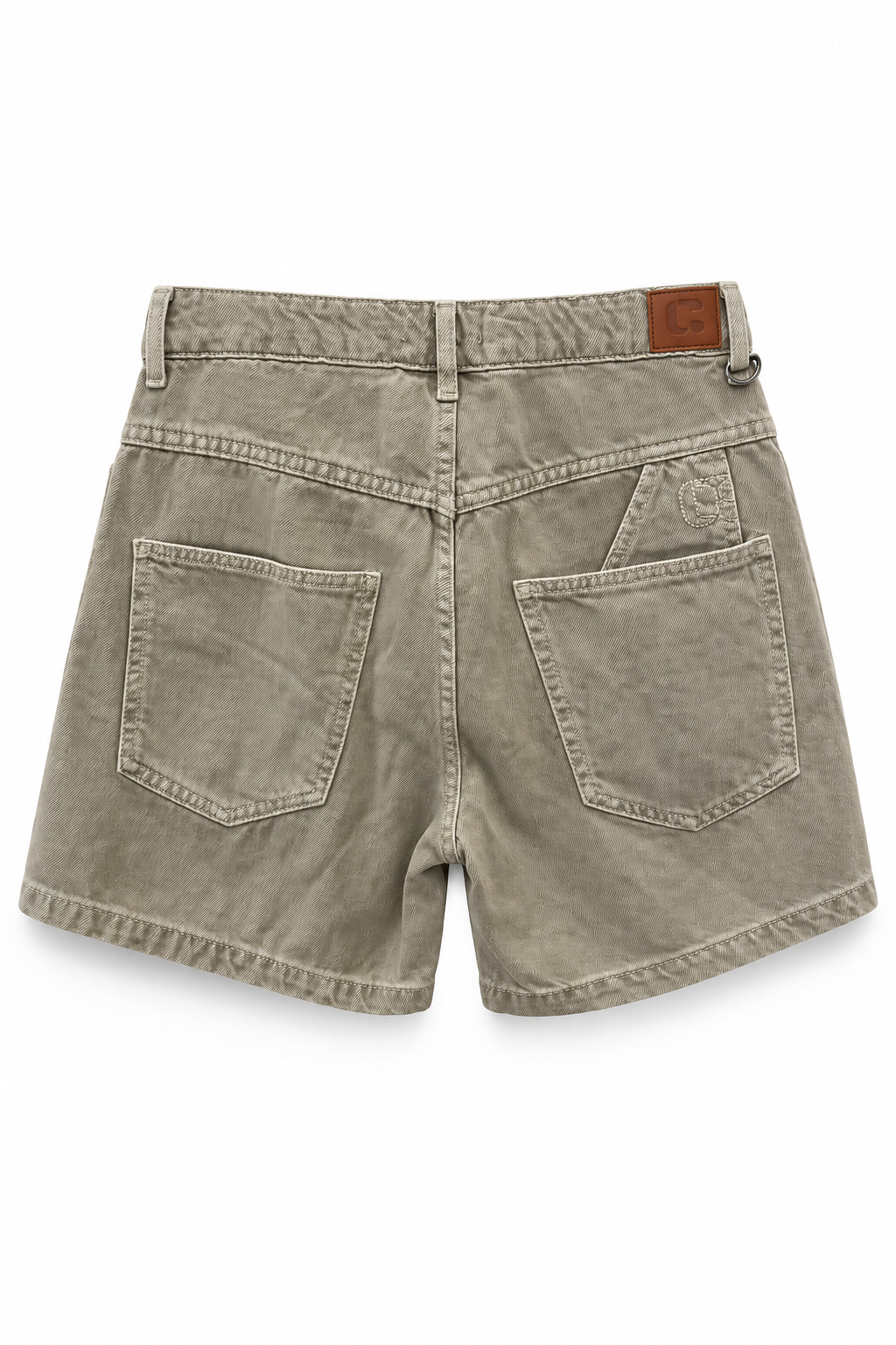 Le Temps des Cerises Mado Short in Cobblestone, back flat view with back pockets and waistband patch