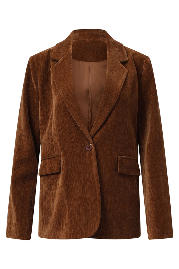 Smashed Lemon velvet blazer in rich brown, tailored single-button silhouette with structured lapels and front flap pockets, front view