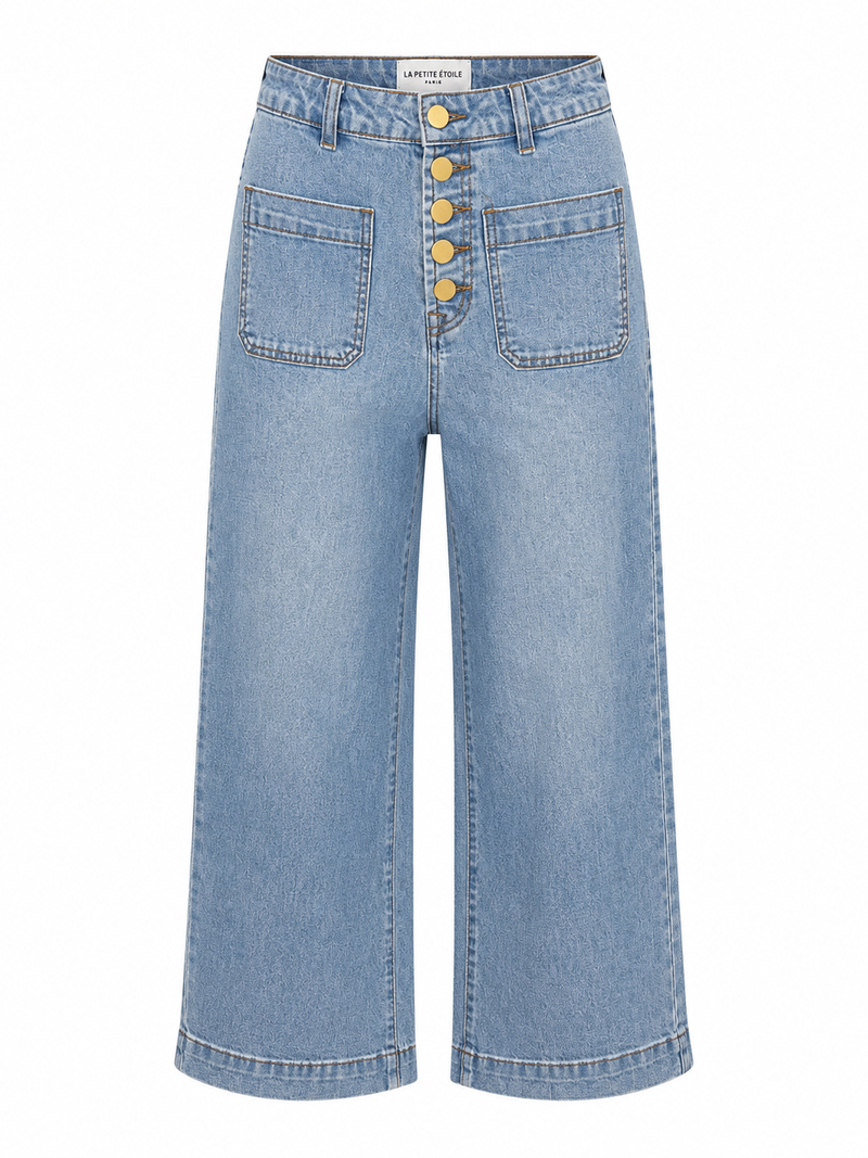 La Petite Étoile Atlanta 7/8 straight-leg jeans in light stone wash with high waist and gold button fly.