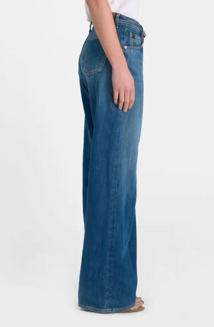 Le Temps des Cerises Lauren Jab Jeans mid blue, side profile view, relaxed wide leg fit
