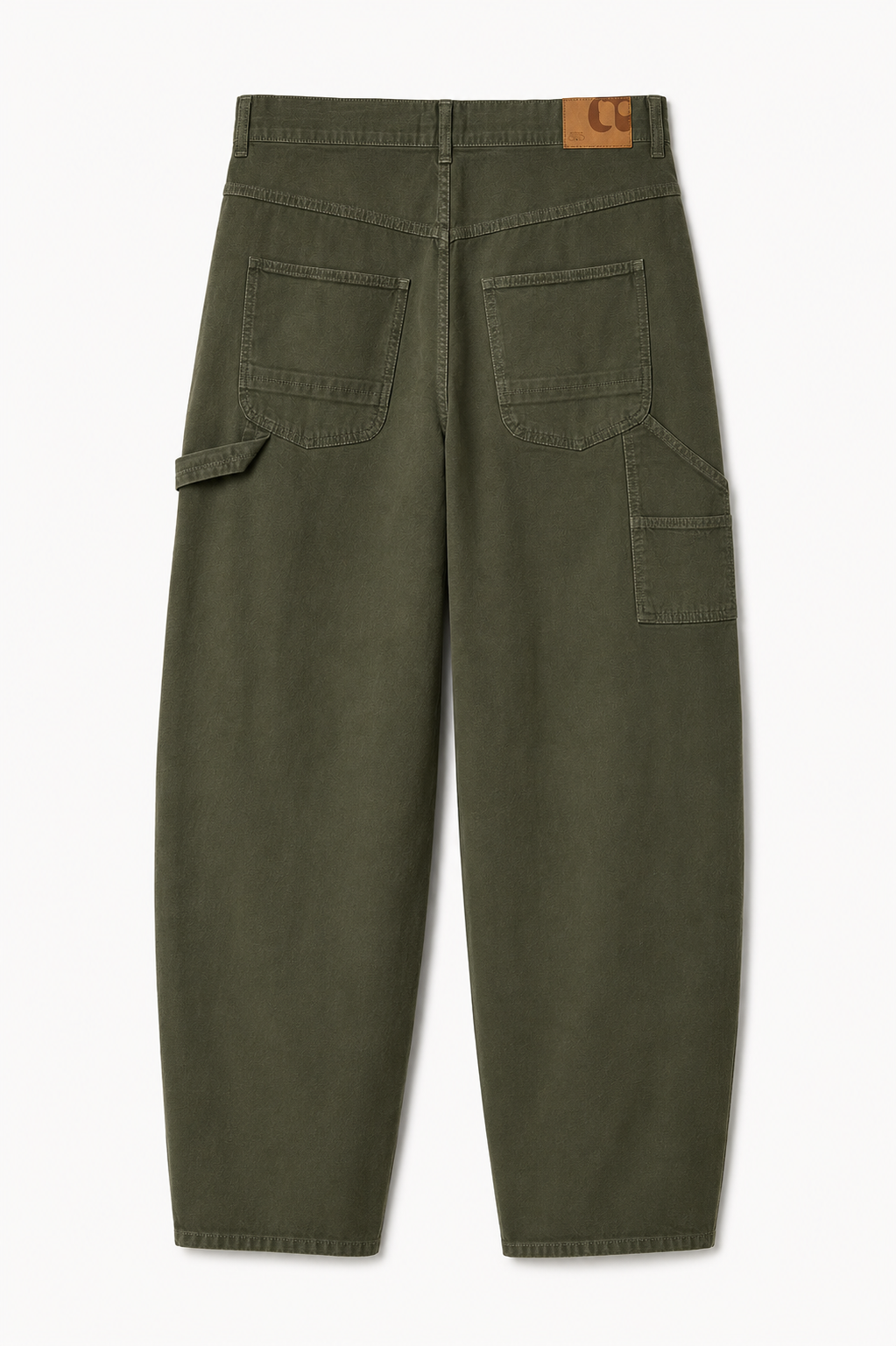 Back view of the Le Temps des Cerises Madie Jean in Khaki showcasing the relaxed barrel-leg silhouette and utility patch pockets.