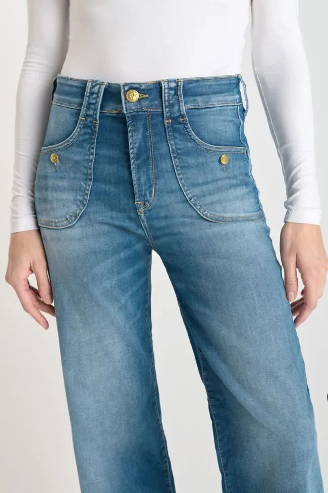 Close-up of the front patch pockets and high-waist detailing on the Pulp Wide Leg Zim jeans.