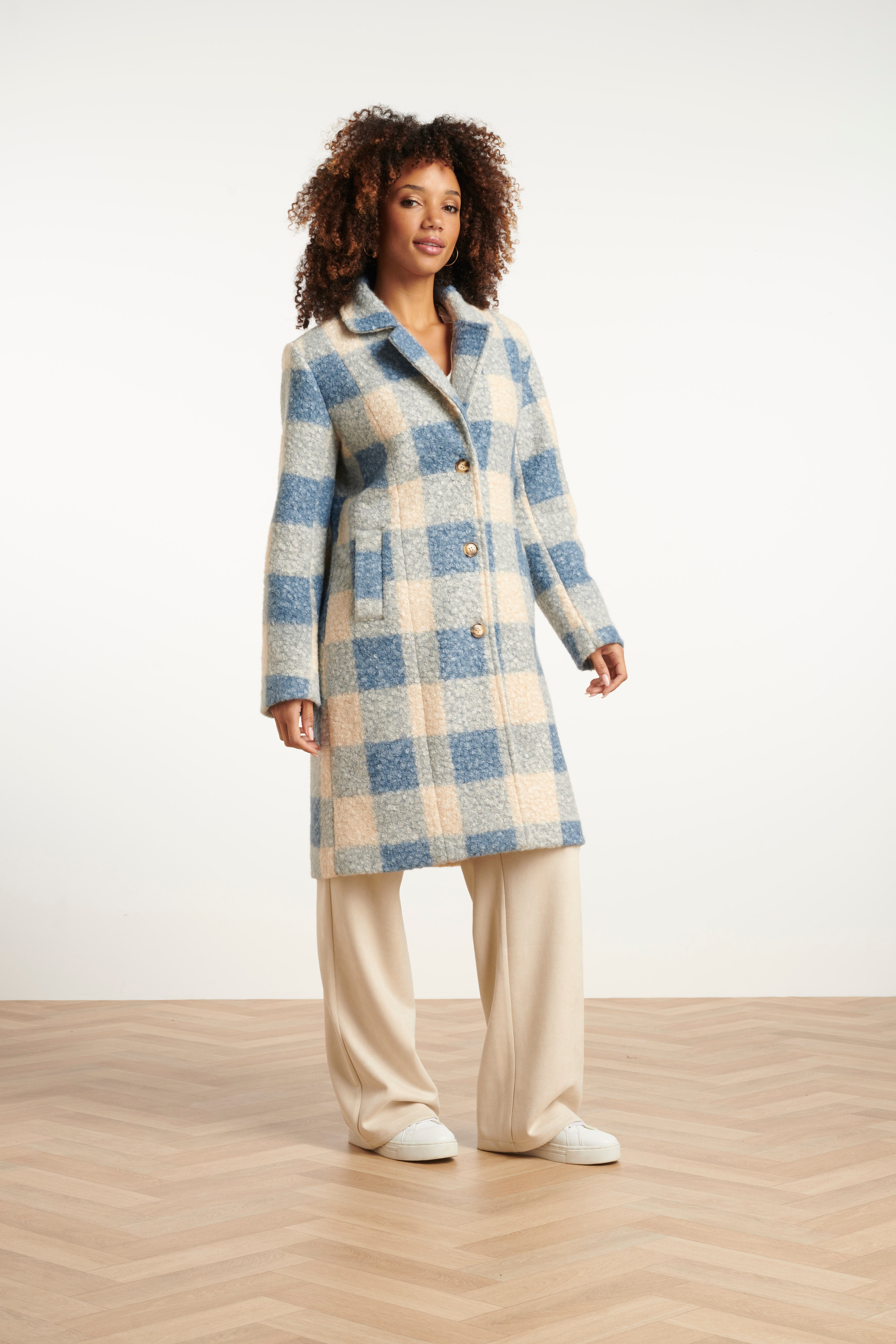Smashed Lemon | Coat in Light Blue & Off White